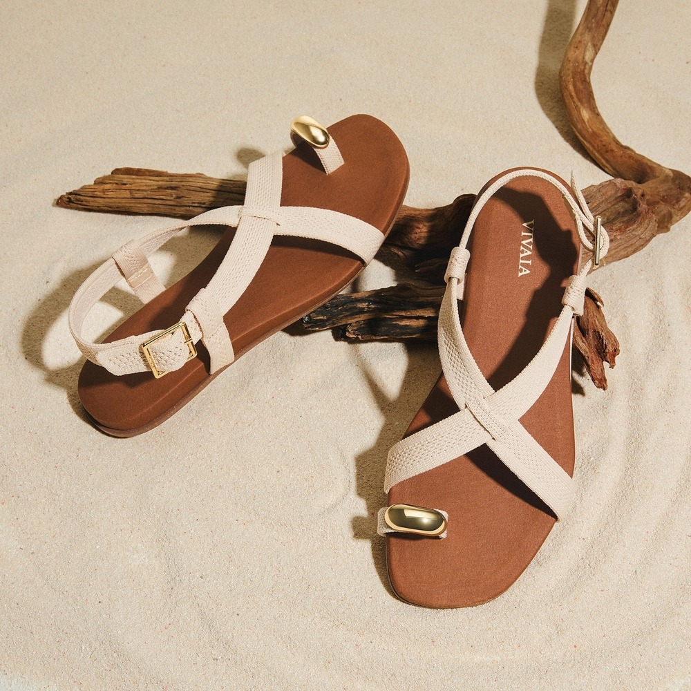 VIVAIA Derorice Cream Ivory Toe Ring Square Toe Slingback Sandals EU 39 US 8 NEW